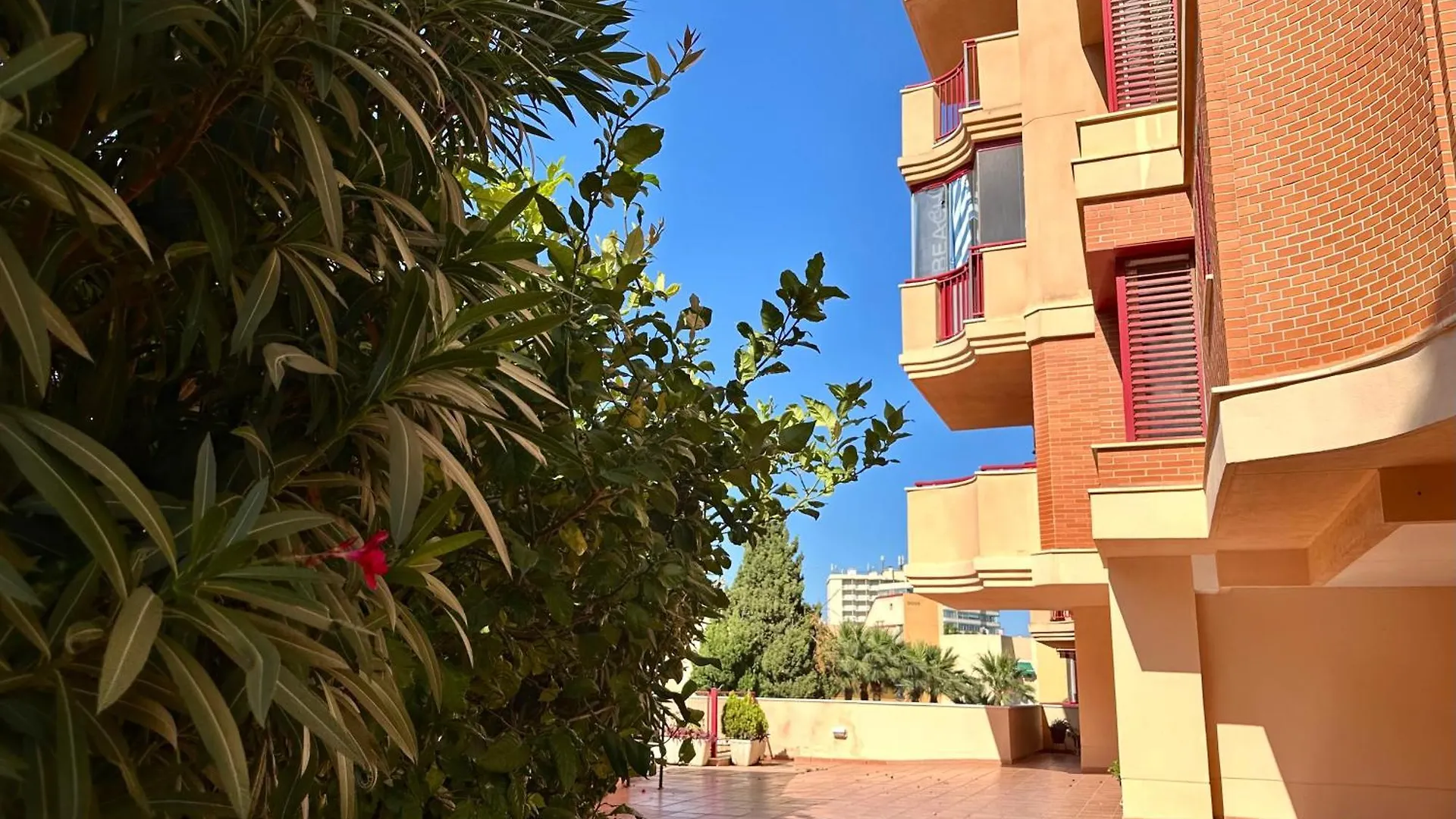 Costa Del Sol Seaside Studio - 5 Mins From Beach Фуэнхирола 0*,  Испания