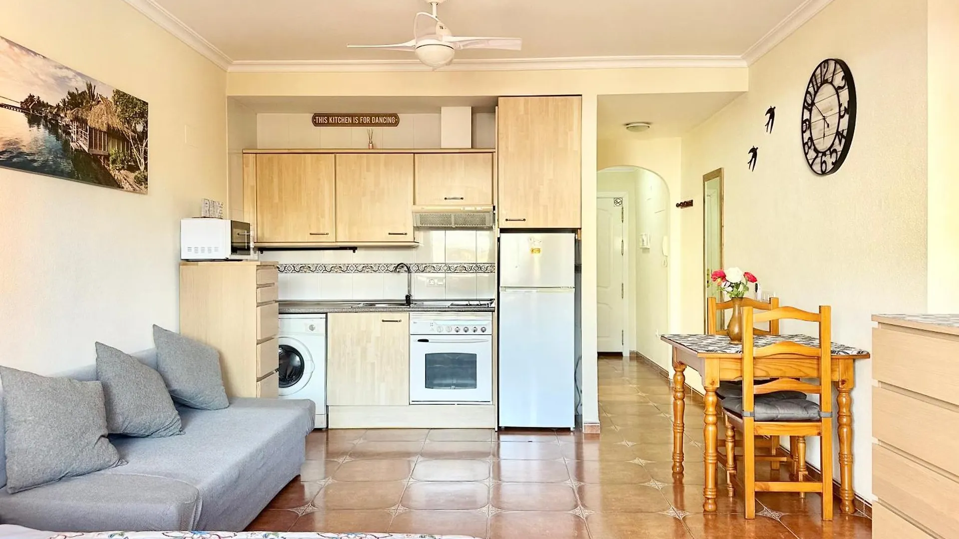 Costa Del Sol Seaside Studio - 5 Mins From Beach Фуэнхирола Апартаменты