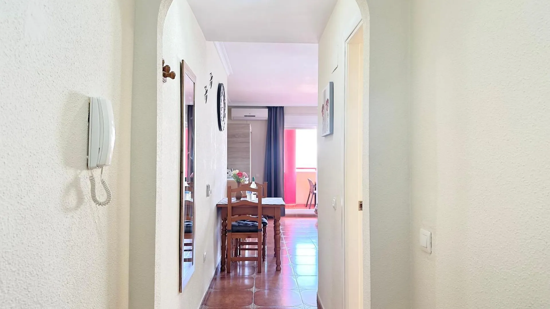 Costa Del Sol Seaside Studio - 5 Mins From Beach Фуэнхирола Испания